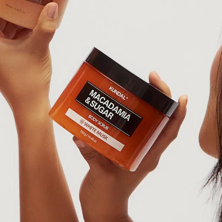 Kundal Macadamia&sugar Body Scrub 550ml Pink Grapefruit