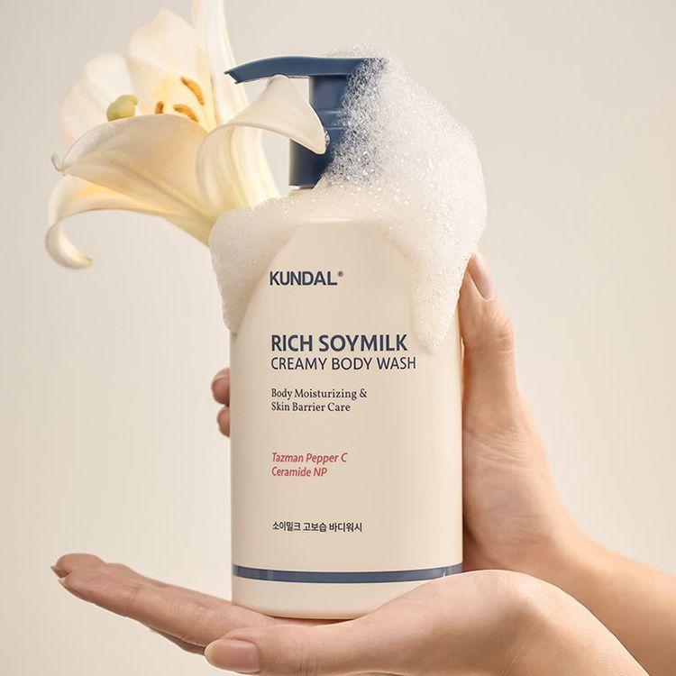 Kundal Rich Soymilk Creamy Body Wash 500ml Mellow Vanilla